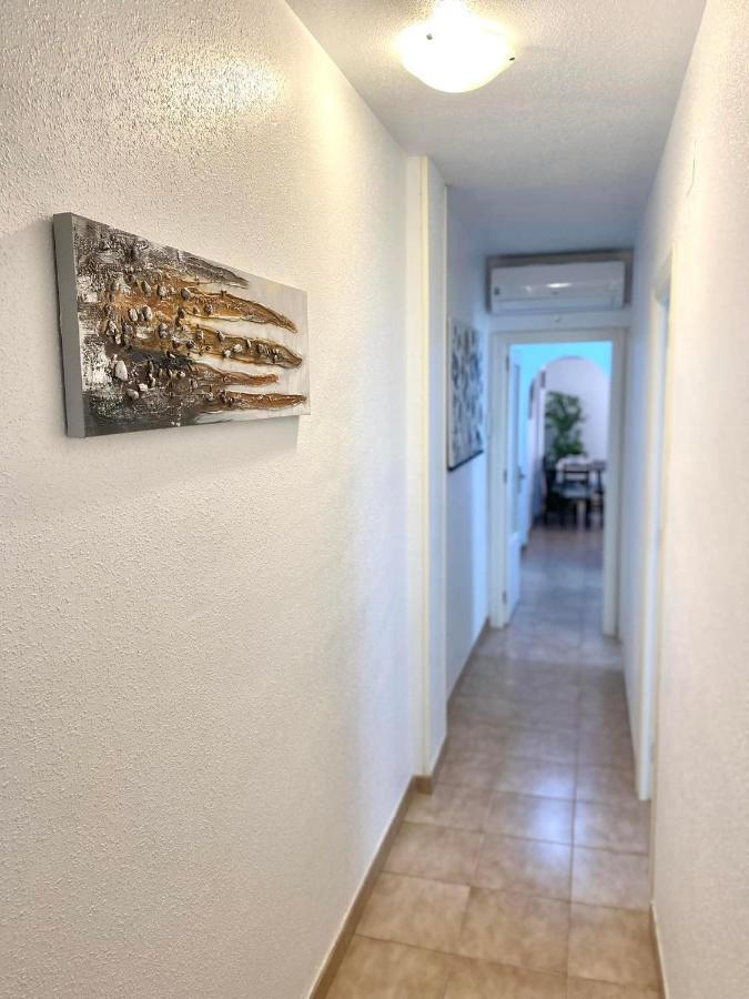 Locos Beach Holiday Apartments تورّيفيِخا المظهر الخارجي الصورة