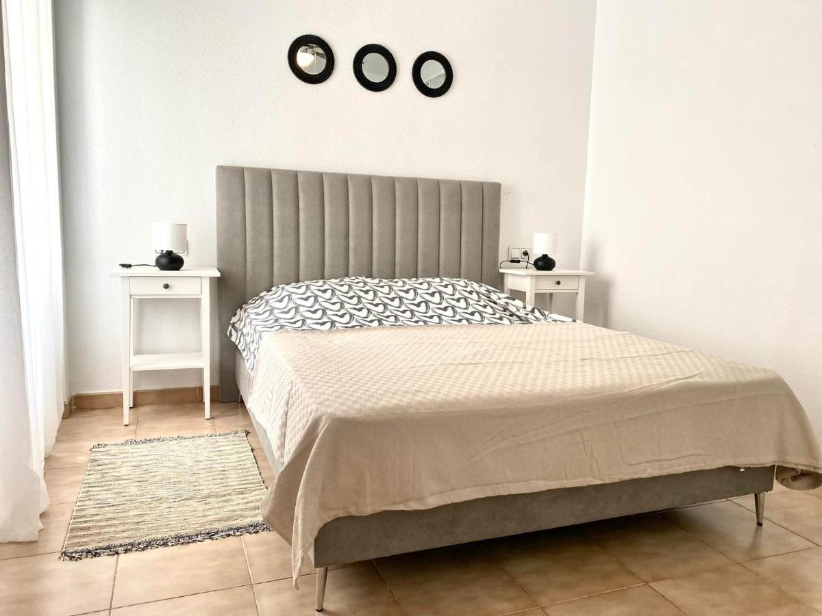 Locos Beach Holiday Apartments تورّيفيِخا المظهر الخارجي الصورة
